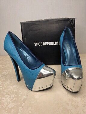 Shoe Republic LA Teal Blue & Silver Metallic Studded Platform Stiletto Heels 7.5